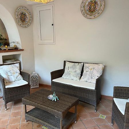 Maison Mele อีสเกีย ภายนอก รูปภาพ